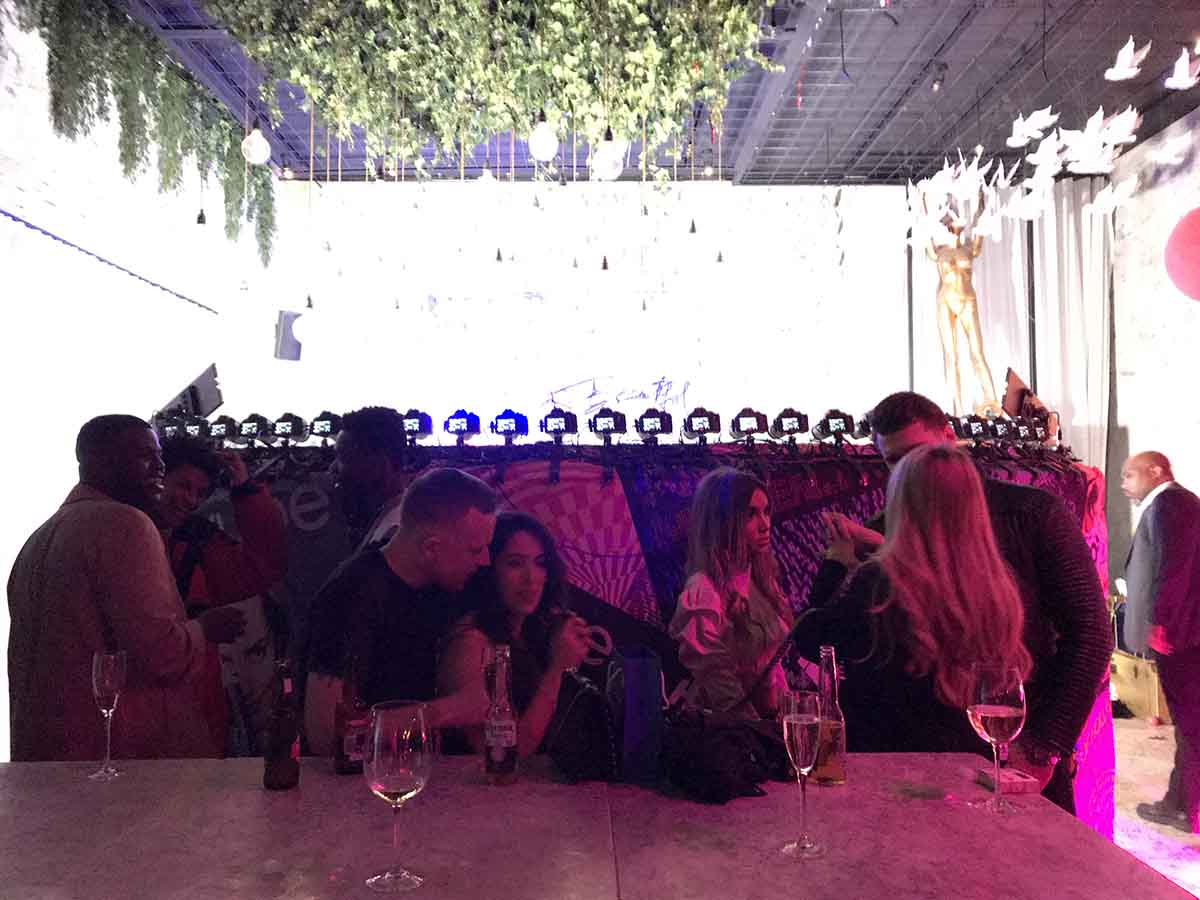 Bullet time at Vype party