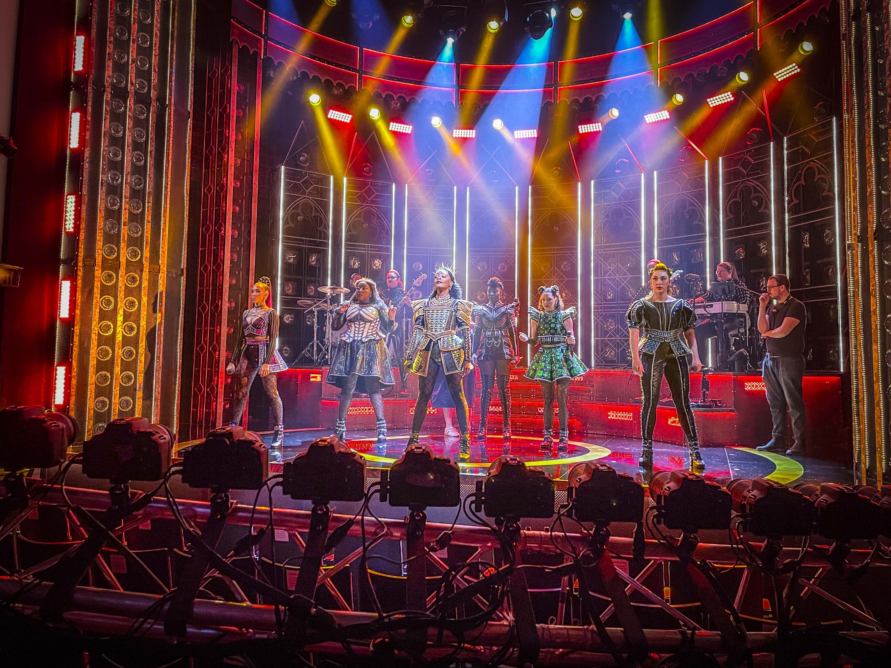 Six Musical TomBTS-13-web