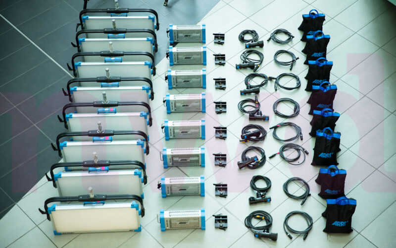 8 x Arri Skypanel Kit
