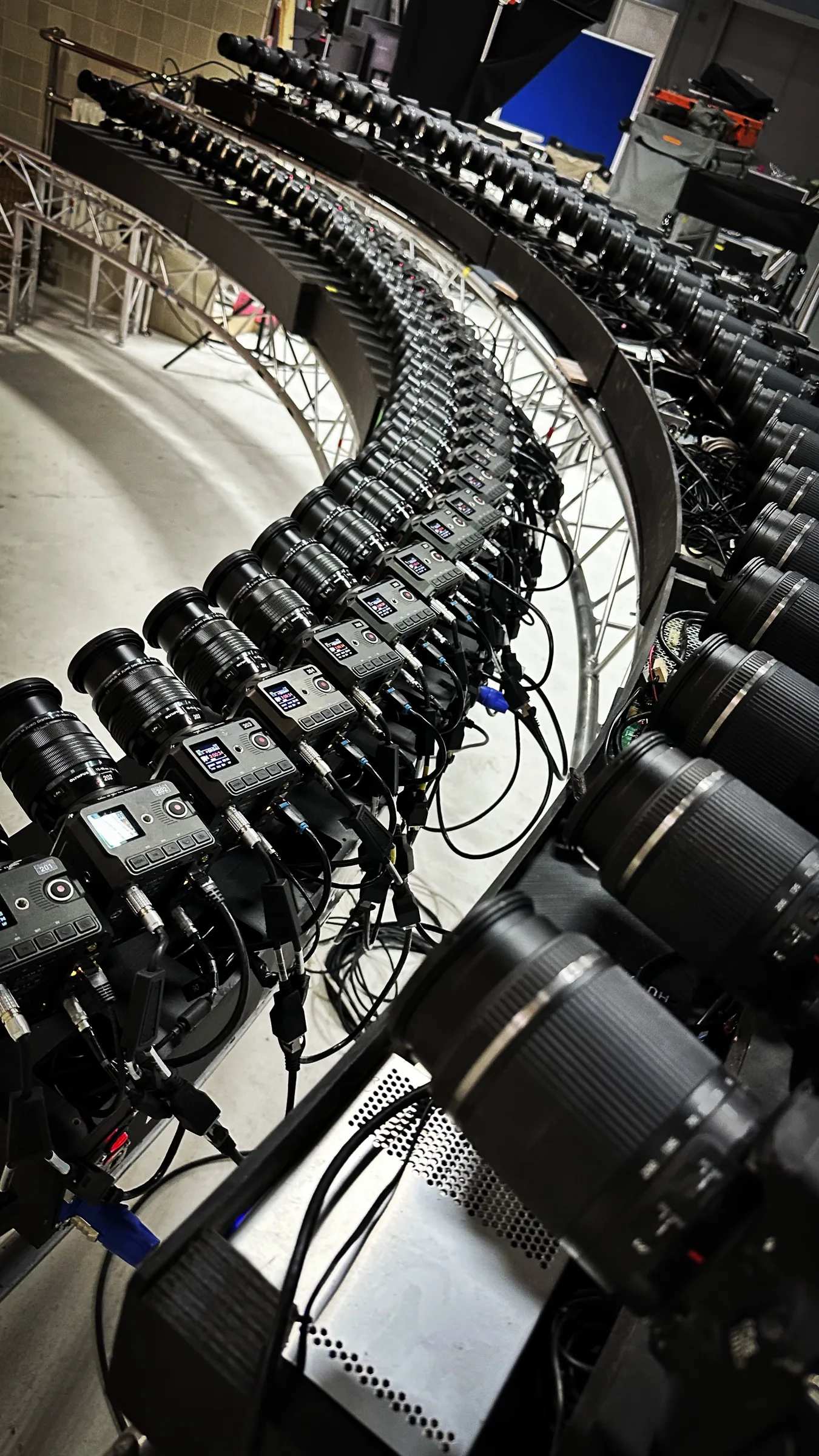 The Argus rig arc of cinema cameras with the DSLR rig cameras alongside, on set for the second Dyson shoot